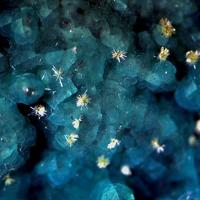 Calciopetersite, Chrysocolla