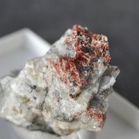 Raslakite