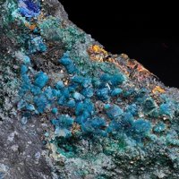 Langite, Chalcopyrite, Brochantite