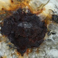 Gadolinite-(Ce)