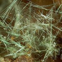 Agardite-(La)