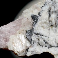 Rankamaite, Cassiterite, Quartz