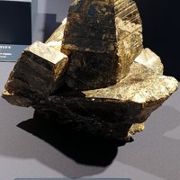 Gadolinite-(Y)