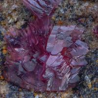 Ahlfeldite
