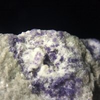 Dawsonite, Fluorite