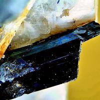Aenigmatite