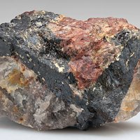 Samarskite-(Y), Quartz, K Feldspar