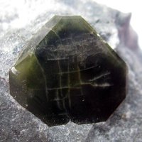 Narsarsukite