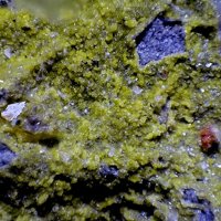 Uranotungstite