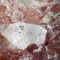 Samfowlerite, Baryte, Leucophoenicite