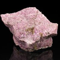 Akatoreite, Rhodonite