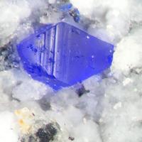 Callaghanite, Hydromagnesite