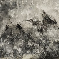 Owyheeite, Quartz