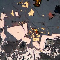 Vaesite, Kruťaite, Chalcopyrite
