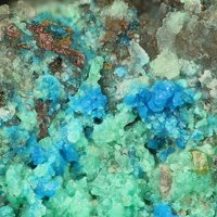Jacquesdietrichite, Malachite, Datolite