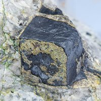Ullmannite, Calcite