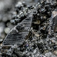 Quatrandorite
