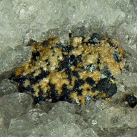 Osumilite, Mullite