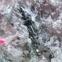 Nagashimalite, Quartz, Rhodonite