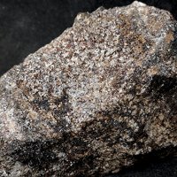 Ganomalite