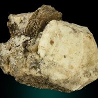 Tainiolite