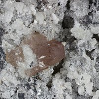 Oyelite, Calcite, Olmiite