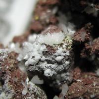 Calcioaravaipaite, Artroeite, Matlockite