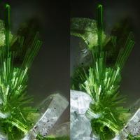 Agardite-(Ce), Baryte, Quartz