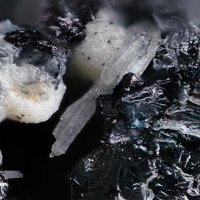 Otjisumeite, Plumbogummite