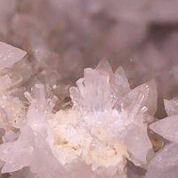 Dawsonite, Calcite