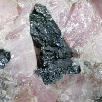 Uchucchacuaite, Rhodochrosite