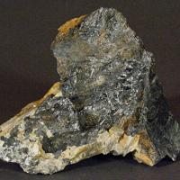 Aenigmatite, Microcline