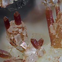 Pachnolite, Thomsenolite