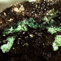 Ahlfeldite