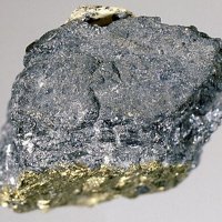 Sakuraiite, Stannite, Chalcopyrite
