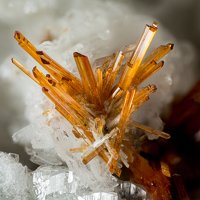 Labuntsovite-Mn, Epididymite