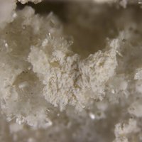 Sabinaite, Dawsonite, Fluorite