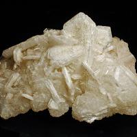 Barrerite, Quartz