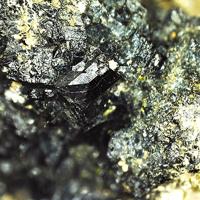 Babingtonite
