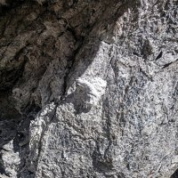 Tacharanite