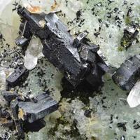 Babingtonite, Quartz, Epidote