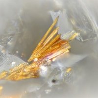 Gaildunningite, Quartz