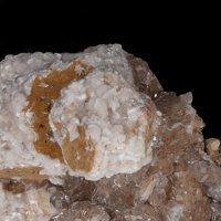 Oyelite, Hydroxyapophyllite-(K), Calcite