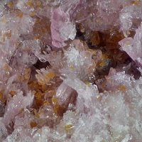 Caryopilite, Rhodonite