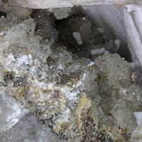 Calcioburbankite
