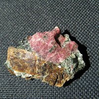 Lamprophyllite, Eudialyte, Aegirine