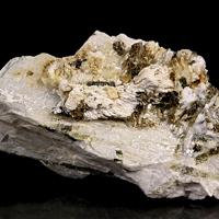 Adamsite-(Y), Dawsonite