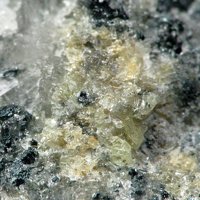 Sahlinite, Magnesioferrite, Calcite