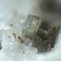 Gadolinite-(Y)