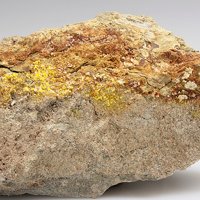 Uranopilite, Gypsum